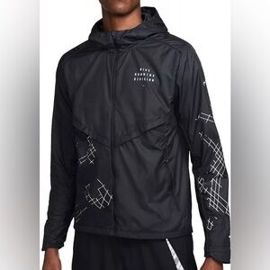 Nike Running Waterproof Division Storm Fit Hooded Jacket size SMALL